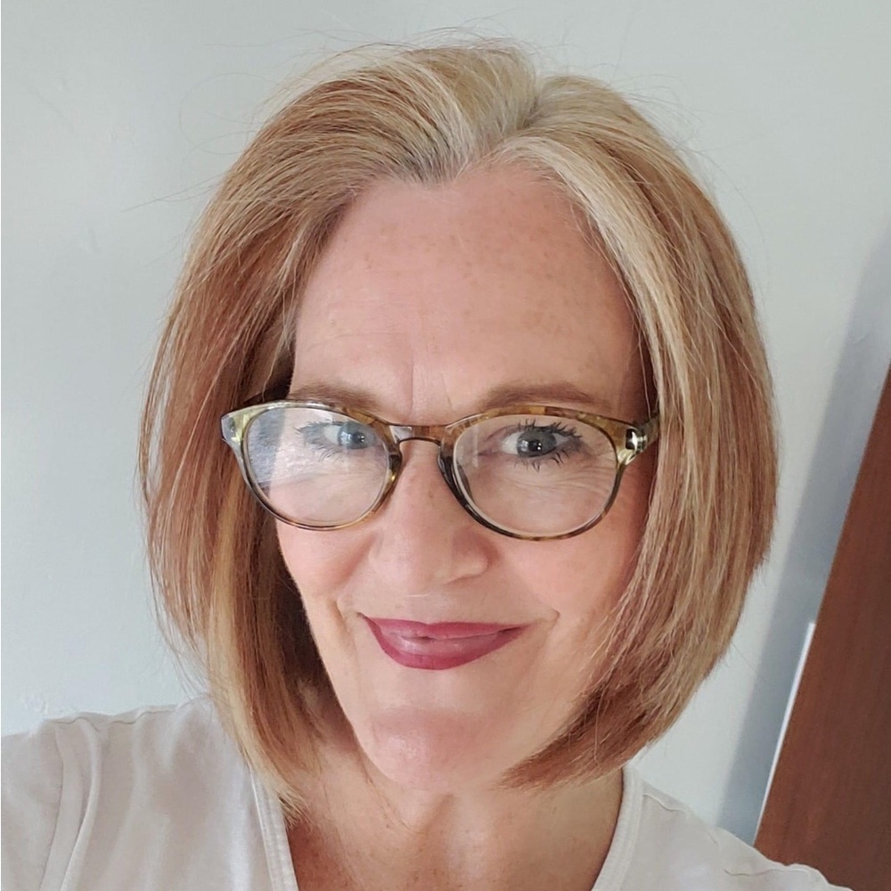 Meet your Posher, Janine